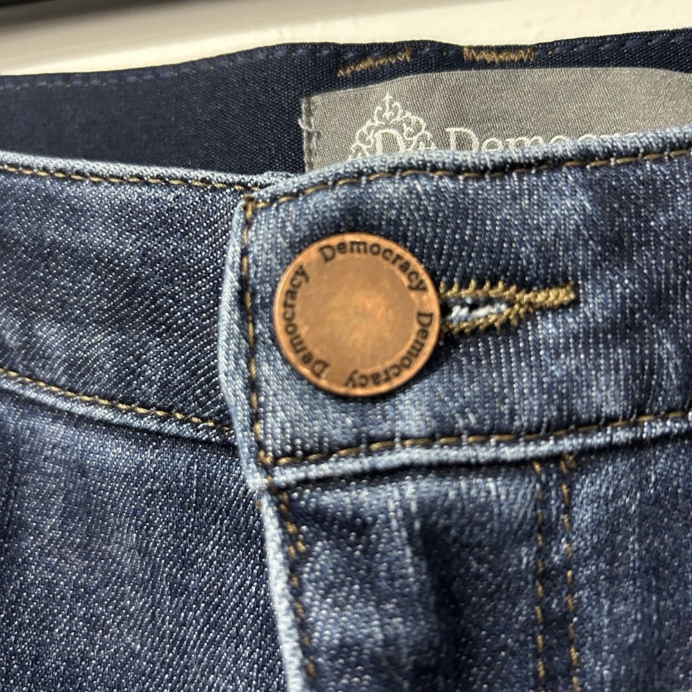 Democracy Jeans Ab Technology Bootcut Women's Size 14 Stretch Dark Wash Distress - Picture 5 of 13